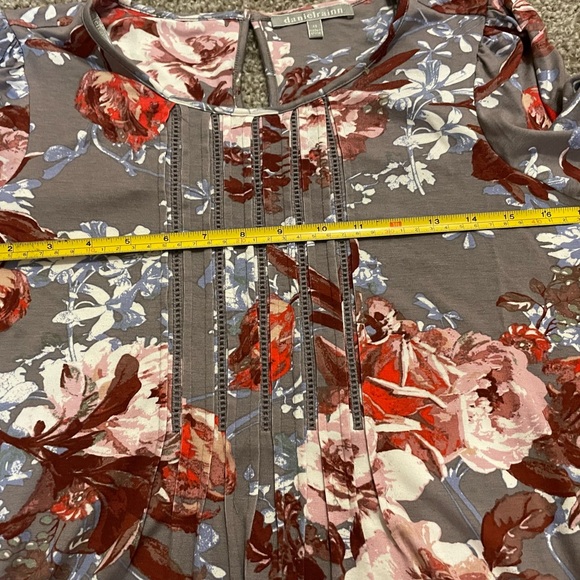 NWT Stitch Fix Exclusive DanielRainn Top - Picture 9 of 11